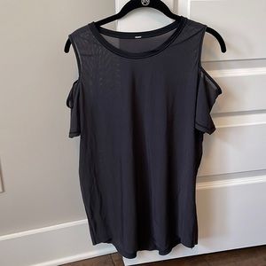 Lululemon cold shoulder top